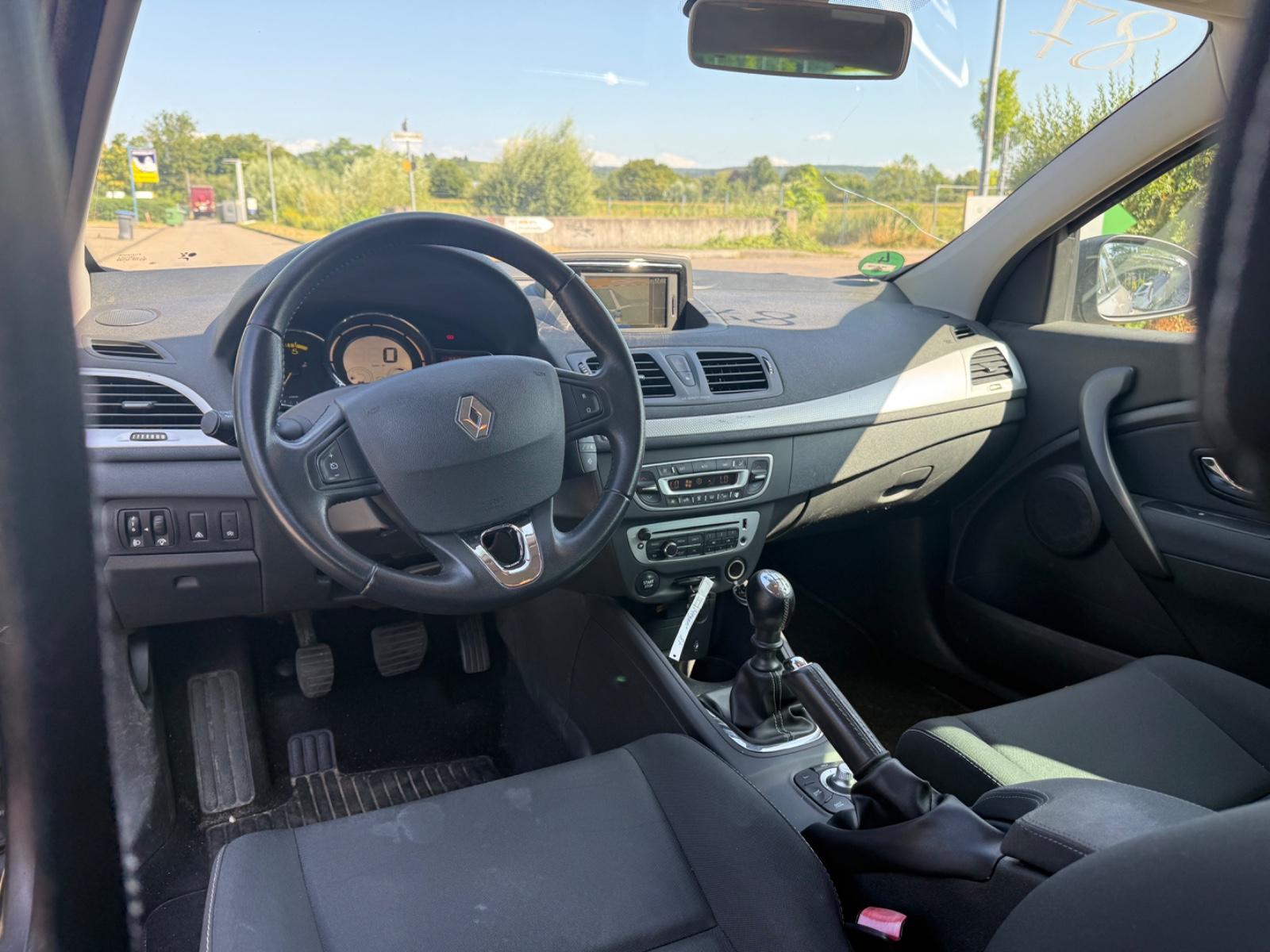 Renault Megane 2013 — photo 12