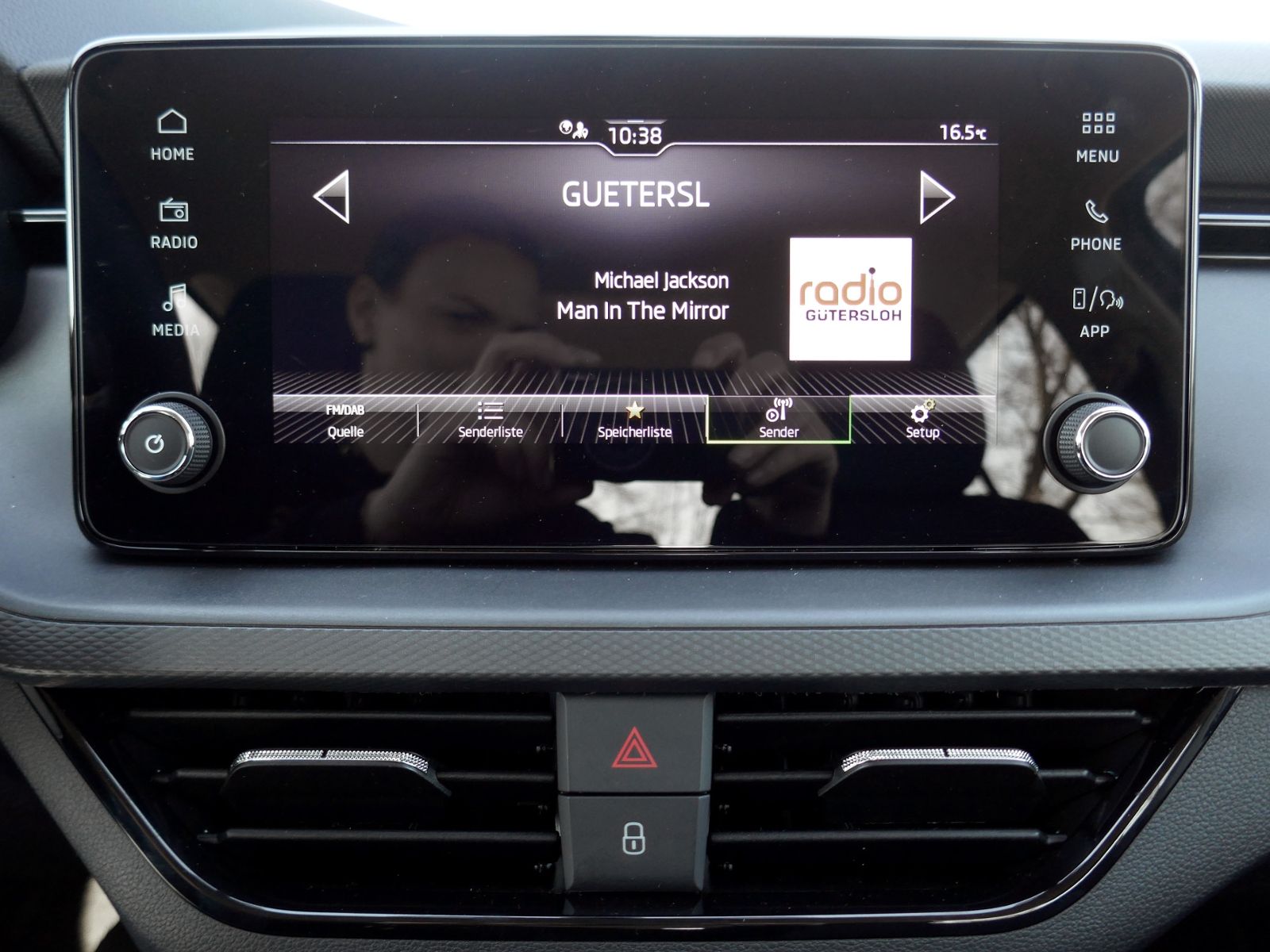 Fahrzeugabbildung SKODA Kamiq Essence 1.0 TSI DSG | LED PDC GRA App