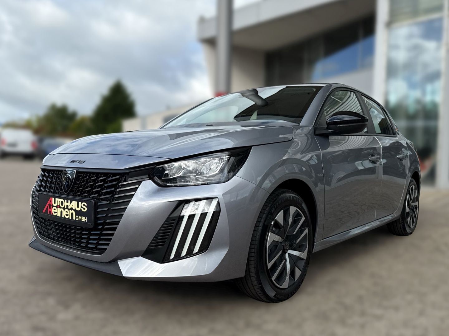 Fahrzeugabbildung Peugeot 208 Style 1.2 PureTech 100 Fahrerprofil DAB SHZ