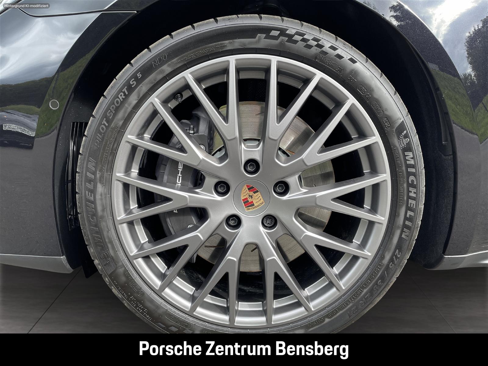 Porsche Panamera 4 E-Hybrid