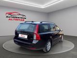 Volvo V50 Kombi 2.0 D*KLIMAAUT*SHZ*TÜV NEU*TEMPOMAT* - scheckheftgepflegte Volvo V50