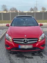 Mercedes-Benz 124.00 km diesel rot pano - Mercedes-Benz in Magdeburg: 1.0
