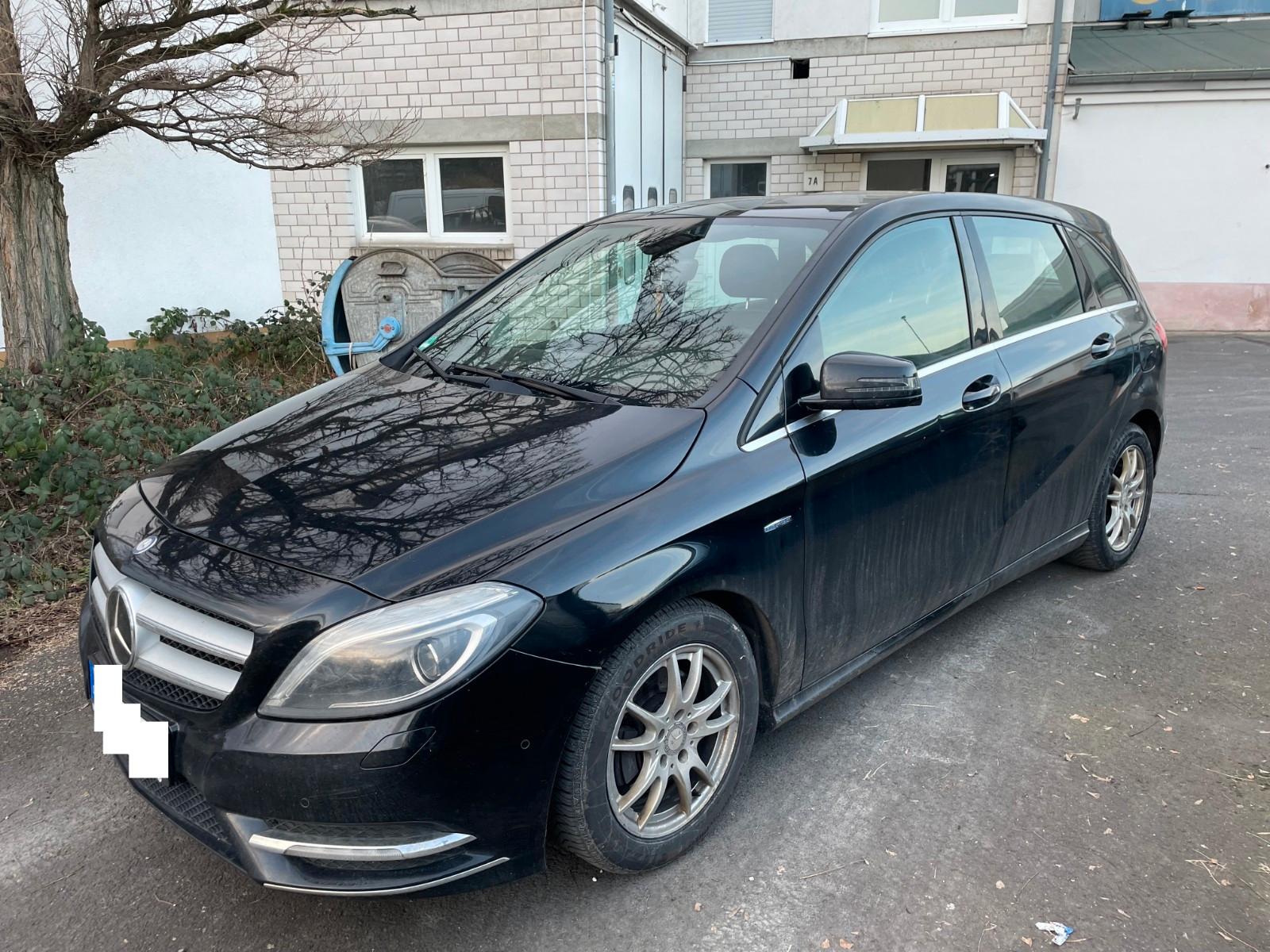 Mercedes-Benz B 180 CDI BlueEFFICIENCY BI -Xenon