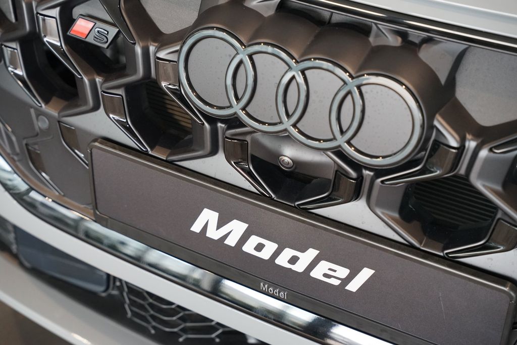 AUDI SQ5 Sportback TFSI | Pano | Carbon | Tech pro AUDI SQ5 Sportback TFSI | Pano | Carbon | Tech pro