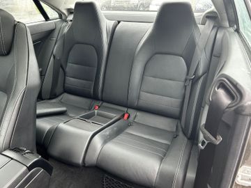 Mercedes E 350 - 12