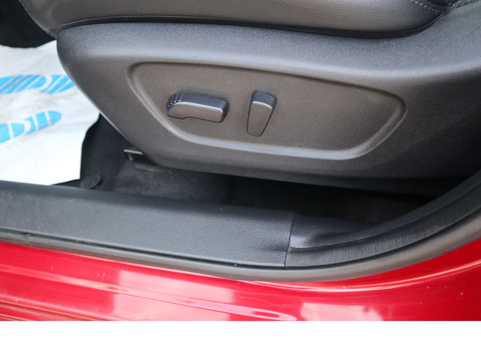 Fahrzeugabbildung Nissan Qashqai Tekna Navi Leder Scheckheftgepflegt