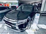 Mitsubishi Outlander Edition 100+ 2.2 DI-D 4WD Automatik - gebrauchte Mitsubishi Outlander aus dem Jahr 2017