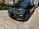 BMW i3s (120 Ah) Roadstyle Sondermodell Nur 1000 St - schwarze BMW i3