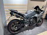 Yamaha YZF-R1 *Top-Zustand*LeoVince* - YAMAHA 2012 YZF R1