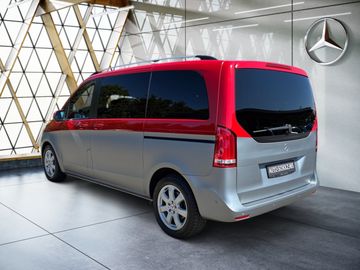Mercedes V 220 - 11