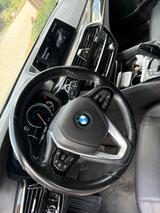 BMW 530i xDrive Touring A - - blaue BMW 530