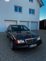 Mercedes-Benz Mercedes Benz W202 C180 - Mercedes-Benz C 180: W202