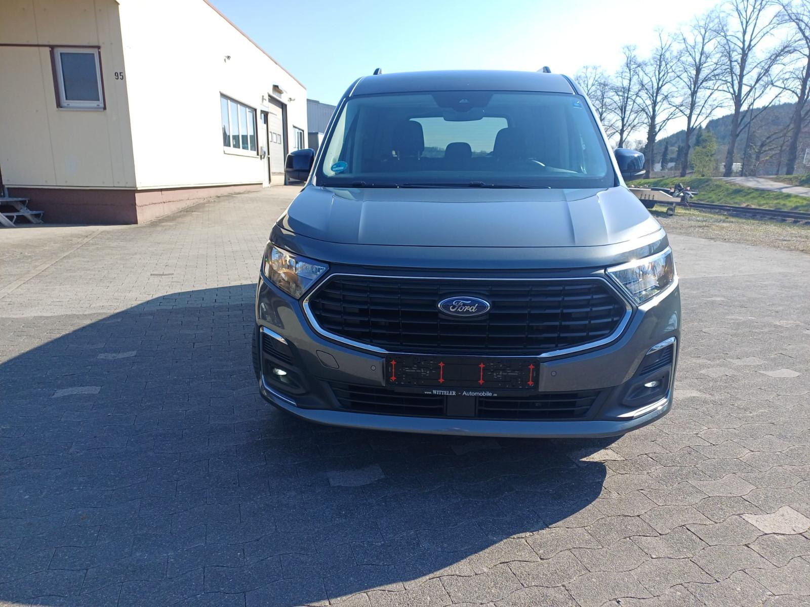Ford Grand Tourneo Connect Titanium 1Hand ZUSTAND 1A