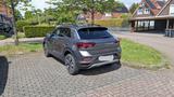 Volkswagen T-Roc MOVE 1.5 TSI, DSG, AHK, Garantie, ACC - Volkswagen T-Roc mit Benzin-Antrieb: Grau, Garantie