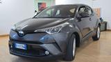 Toyota C-HR 1.8 Hybrid E-CVT Business - Toyota C-HR: Limousine