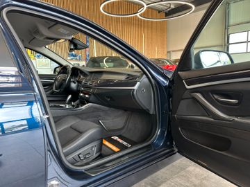 BMW 528 *HeadUP*KEYLESS*MEMORY*EISENMANN*StandHZ*