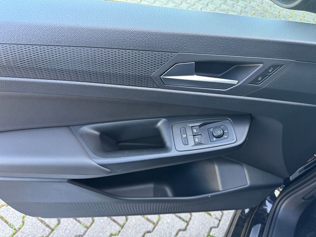 Caddy 2.0 TDI DSG "STYLE" *AHK*LED*NAVI*