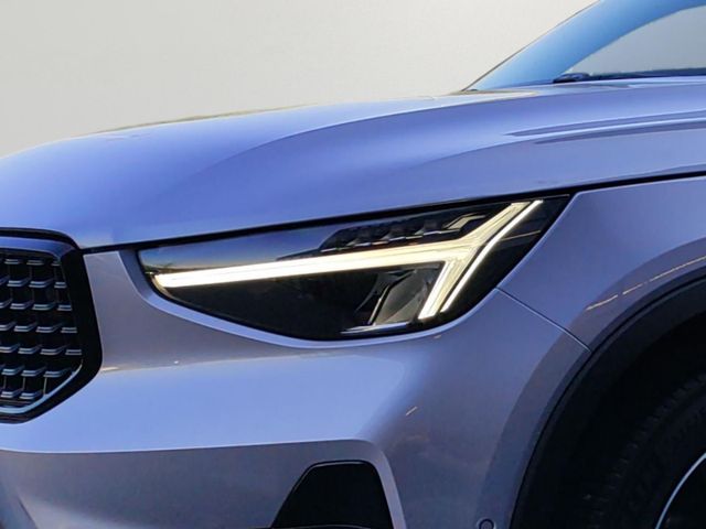 VOLVO XC 40 (Bild 9 von Array)