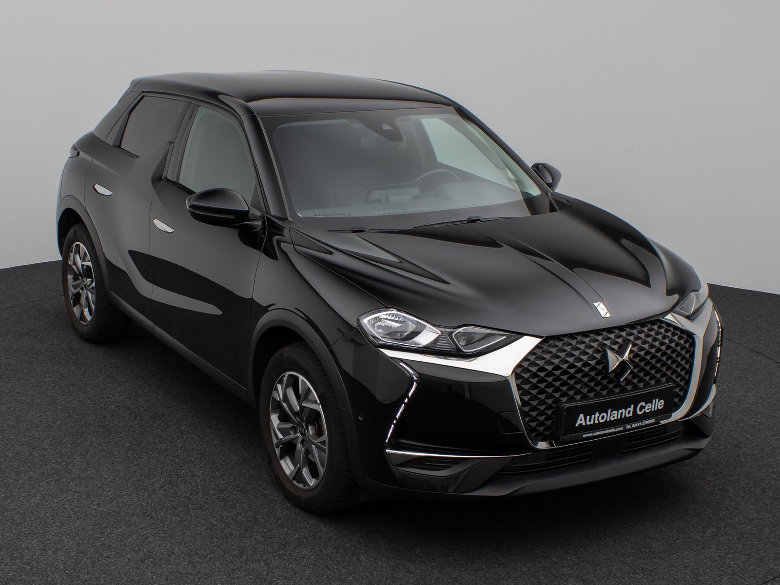 Fahrzeugabbildung DS Automobiles DS3 Crossback Faubourg Kamera Navi Sitzhzg