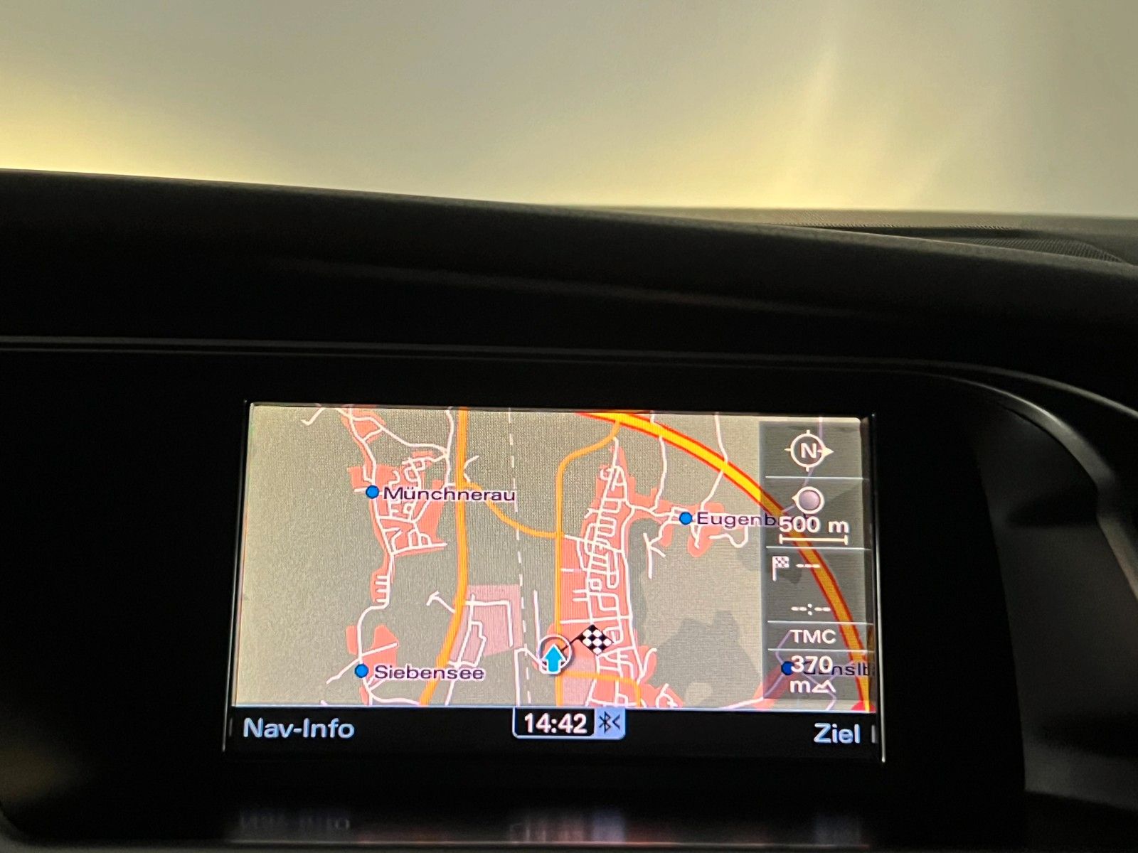 Fahrzeugabbildung Audi A4 Avant S line Sportpaket / plus Quattro
