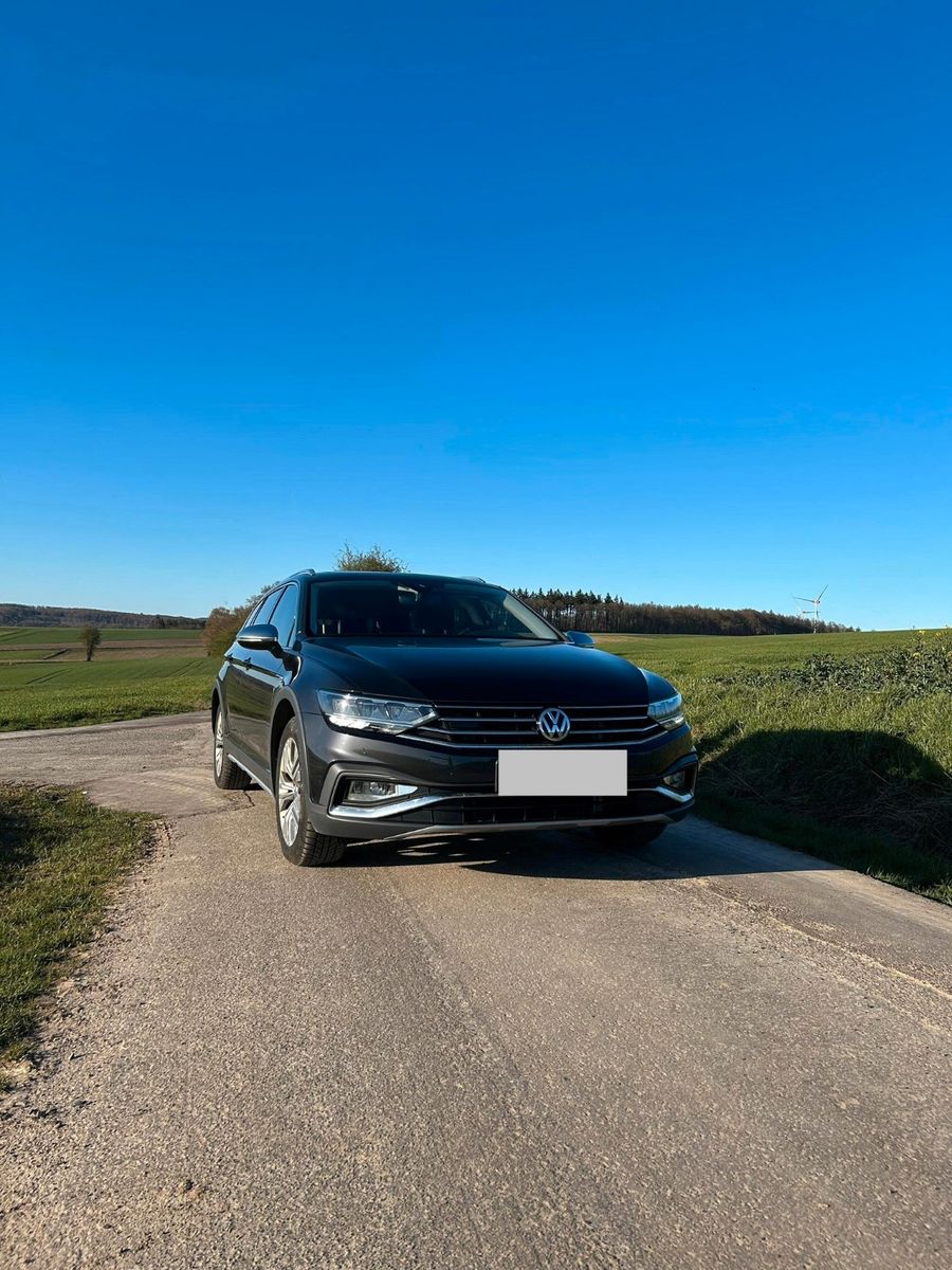 VW Passat Alltrack 2.0 TDI SCR 140kW DSG 4MOT A...