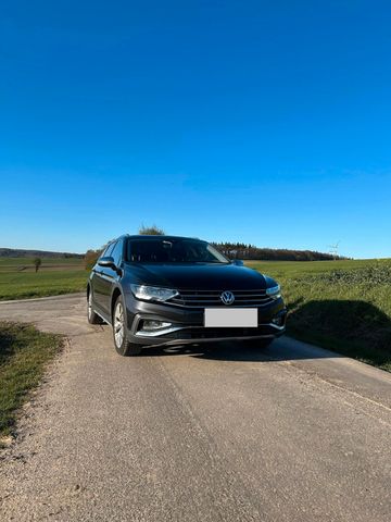 VW Passat Alltrack 2.0 TDI SCR 140kW DSG 4MOT A...