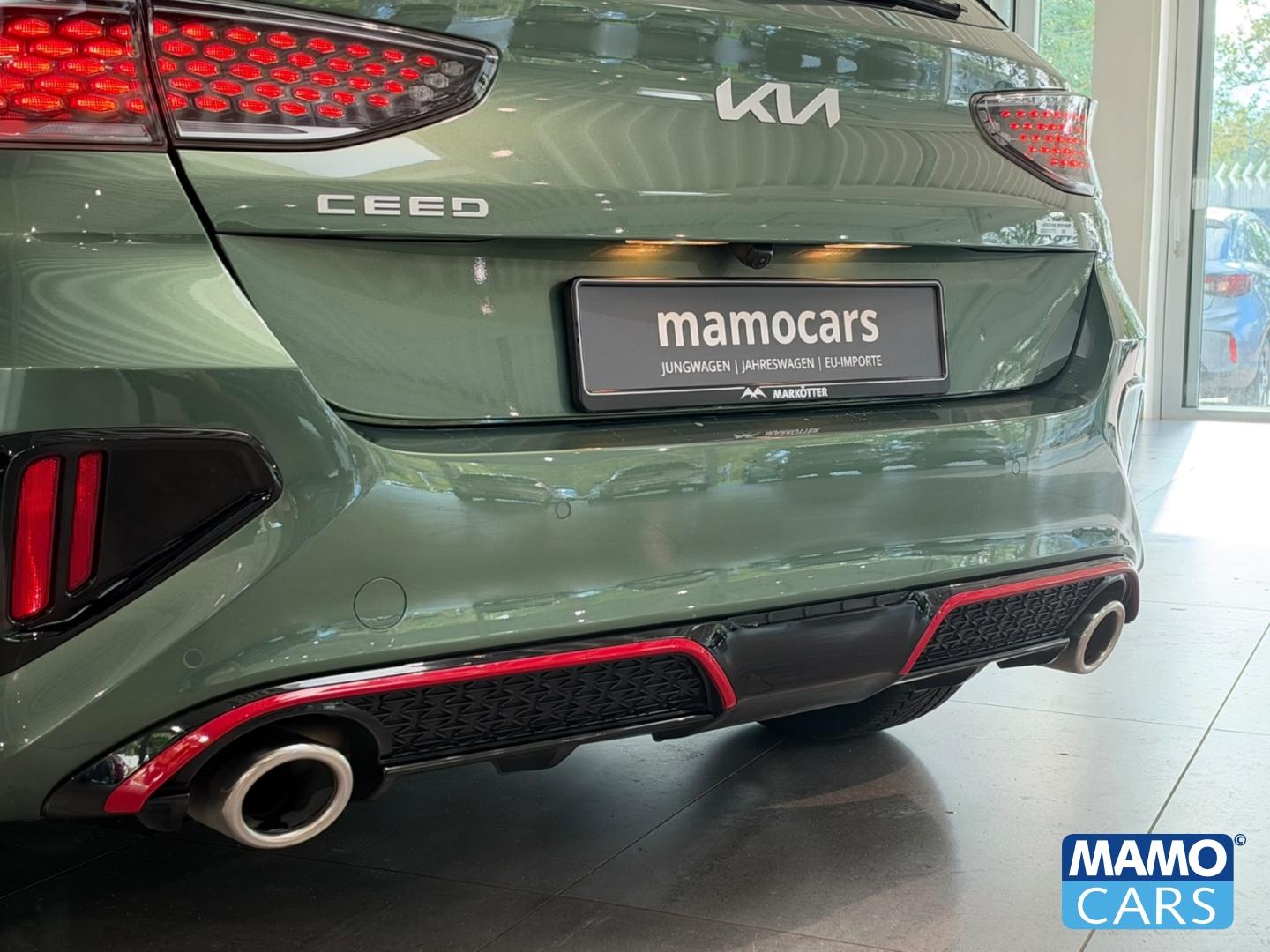 Kia Ceed GT 1.6 T-GDI ACC/BLIS/JBL/4xSHZ/LHZ/CAM/MEM