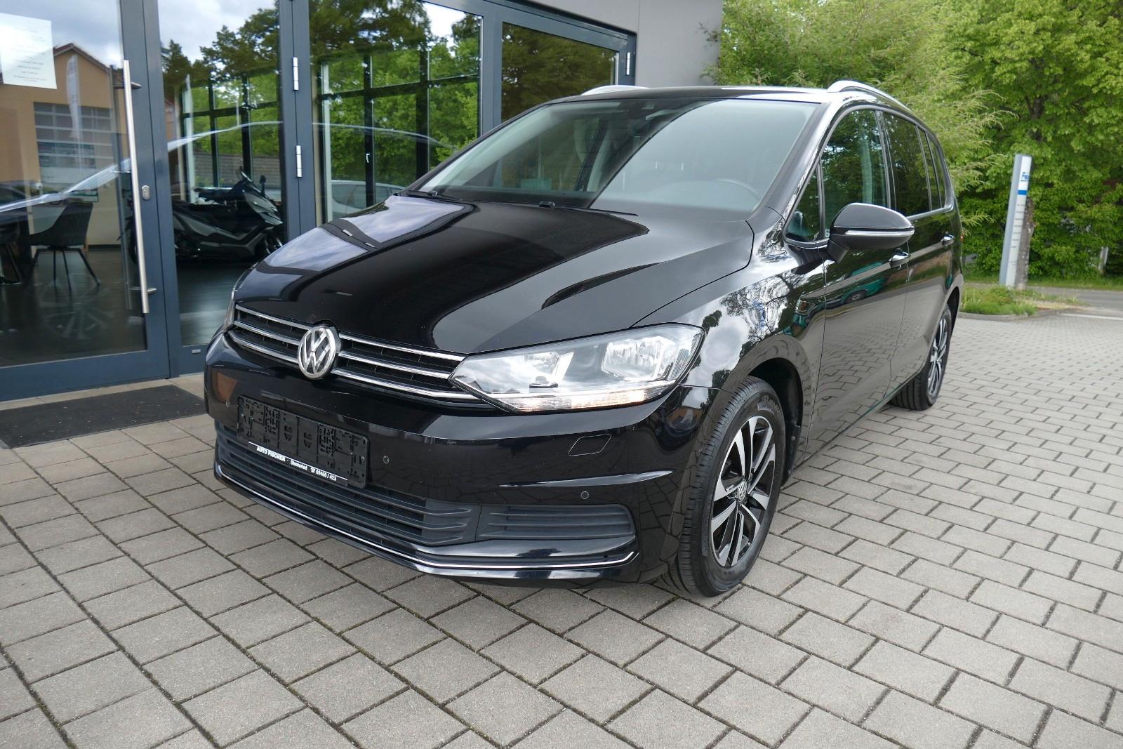 Volkswagen Touran 2.0 TDI SCR IQ.DRIVE 7-Sitzer Navi RFK