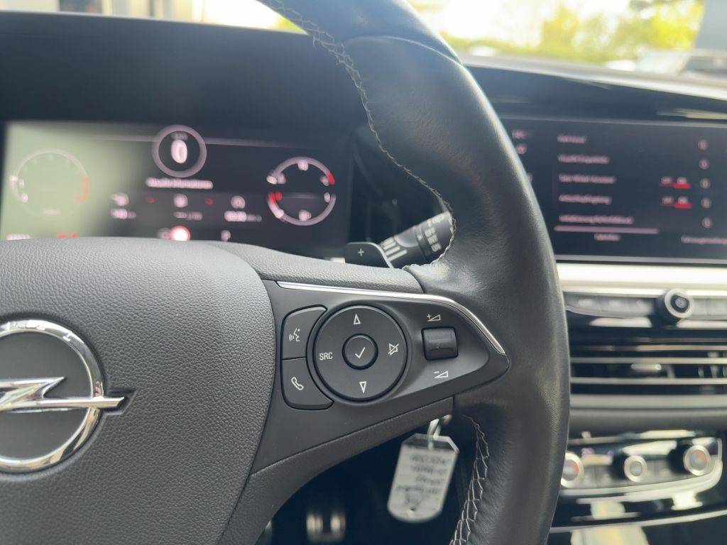 Fahrzeugabbildung Opel Grandland GS MATRIX NAVI 360 Grad-Kamera