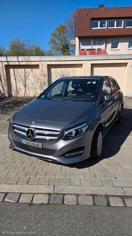 Image of Mercedes-Benz B 180
