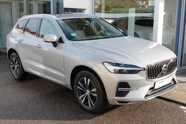 Volvo XC60 T6 AWD - ACC-BLIS-AHK-Voll-LED-Google