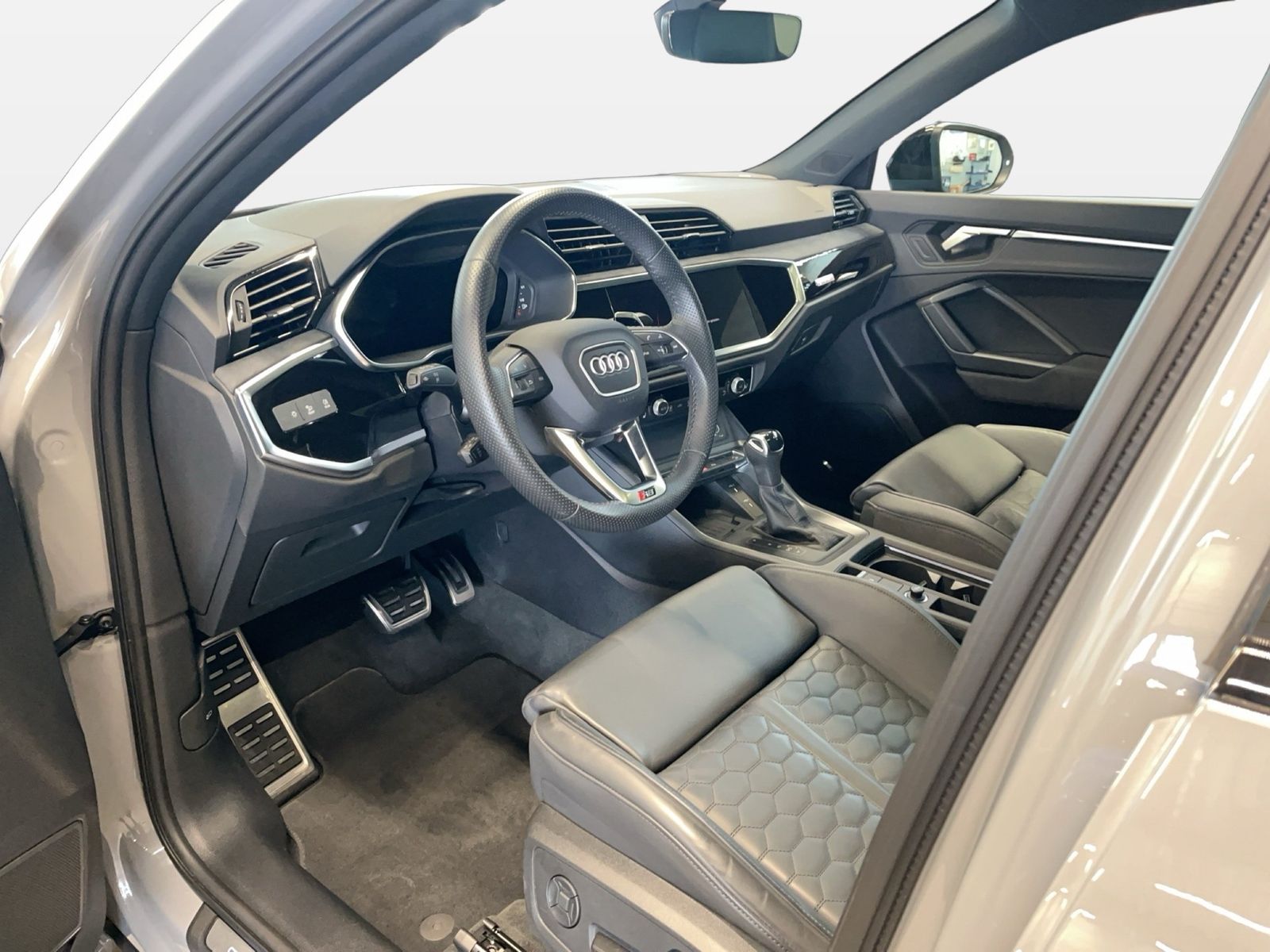 Audi RSQ3 - Bild 7