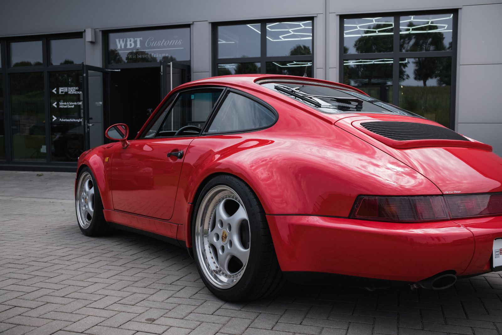 Fahrzeugabbildung Porsche 964 WTL Coupe-Lotec Biturbo-APCarDesign checked!