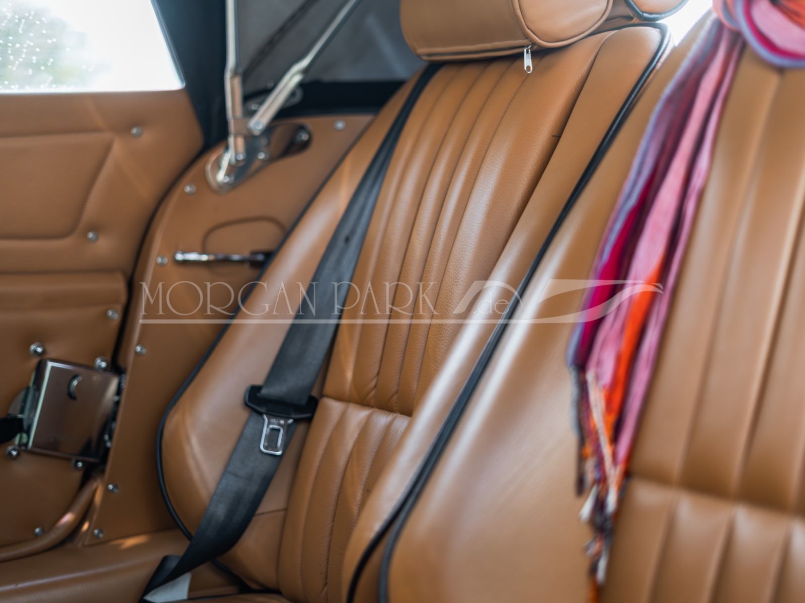 Fahrzeugabbildung Morgan Plus 4    mit außerordentlicher Ausstattung