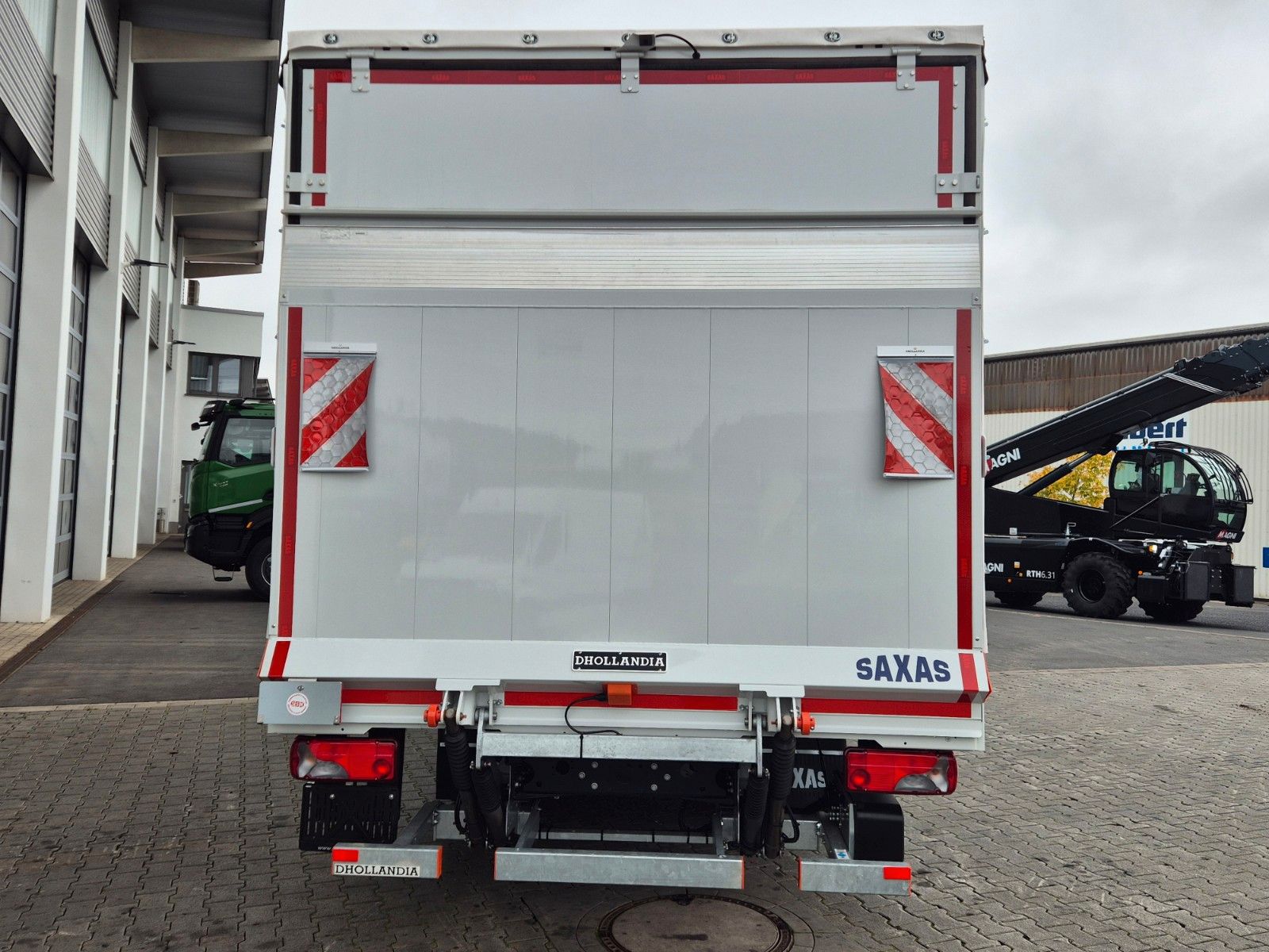 Fahrzeugabbildung Iveco Eurocargo ML75E19/P LBW  Spoiler Klima 3 Sitze