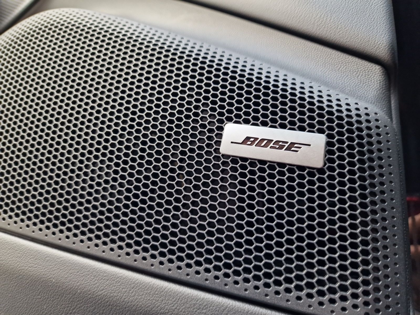 Porsche Macan 4S 360° ACC Bose ElectricSound CarPlay foto 16