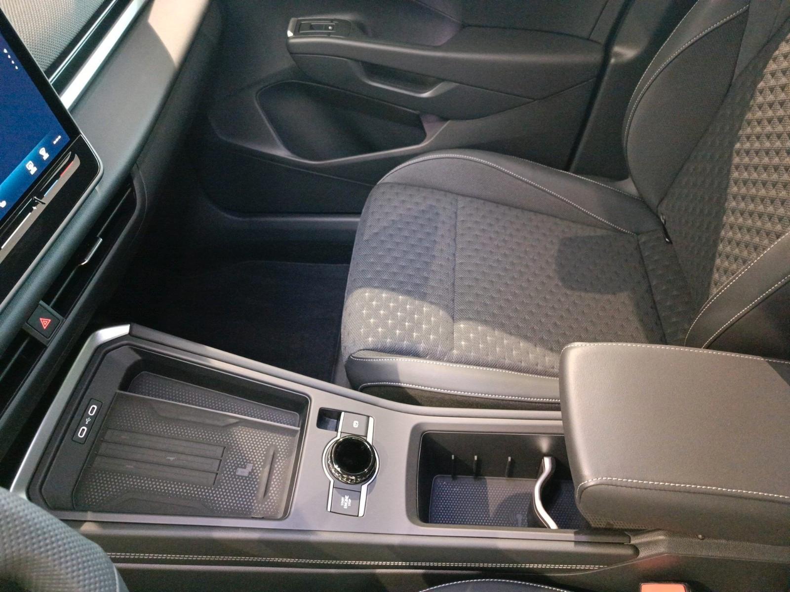 Volkswagen T-Roc 1.5 eTSI 110 kW R-Line, миниатюра 11