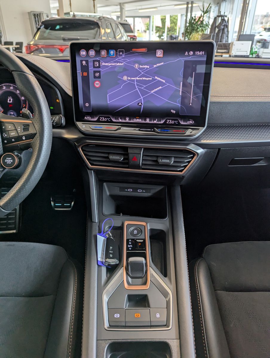 CUPRA Leon 1.5 eTSI Intelligent-Dynamic-Edge-Pake Cam - Image 19