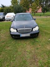Mercedes-Benz mercedes c220 cdi w203 limusine - Mercedes-Benz C 220 Limousine W203 cdi mit Diesel-Antrieb