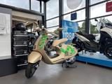 Vespa 946 Dragon SONDERMODEL !! - VESPA 946 DRAGON