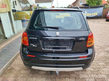 Bild 16 Suzuki SX4 Club 1.6 VVT i-AWD 4x4+AHK+SHZ+ALU+CD+