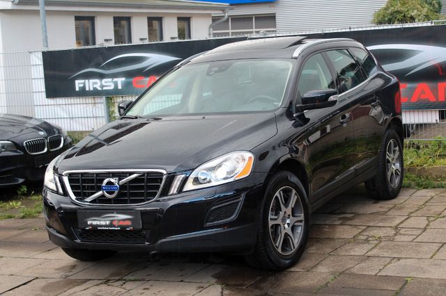 Volvo XC60 2.4 D4 AWD Summum*PANO*KAMERA*MEMORY*BIXEN*