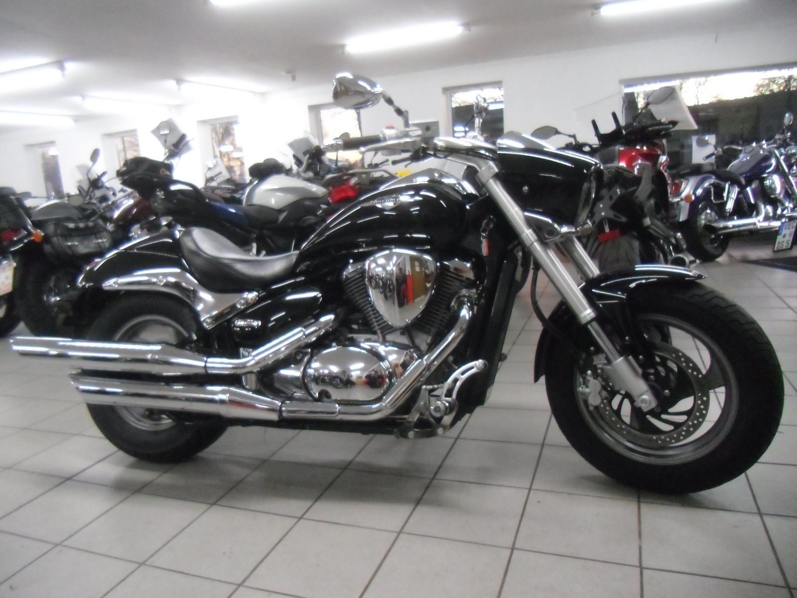 Suzuki Intruder M 800