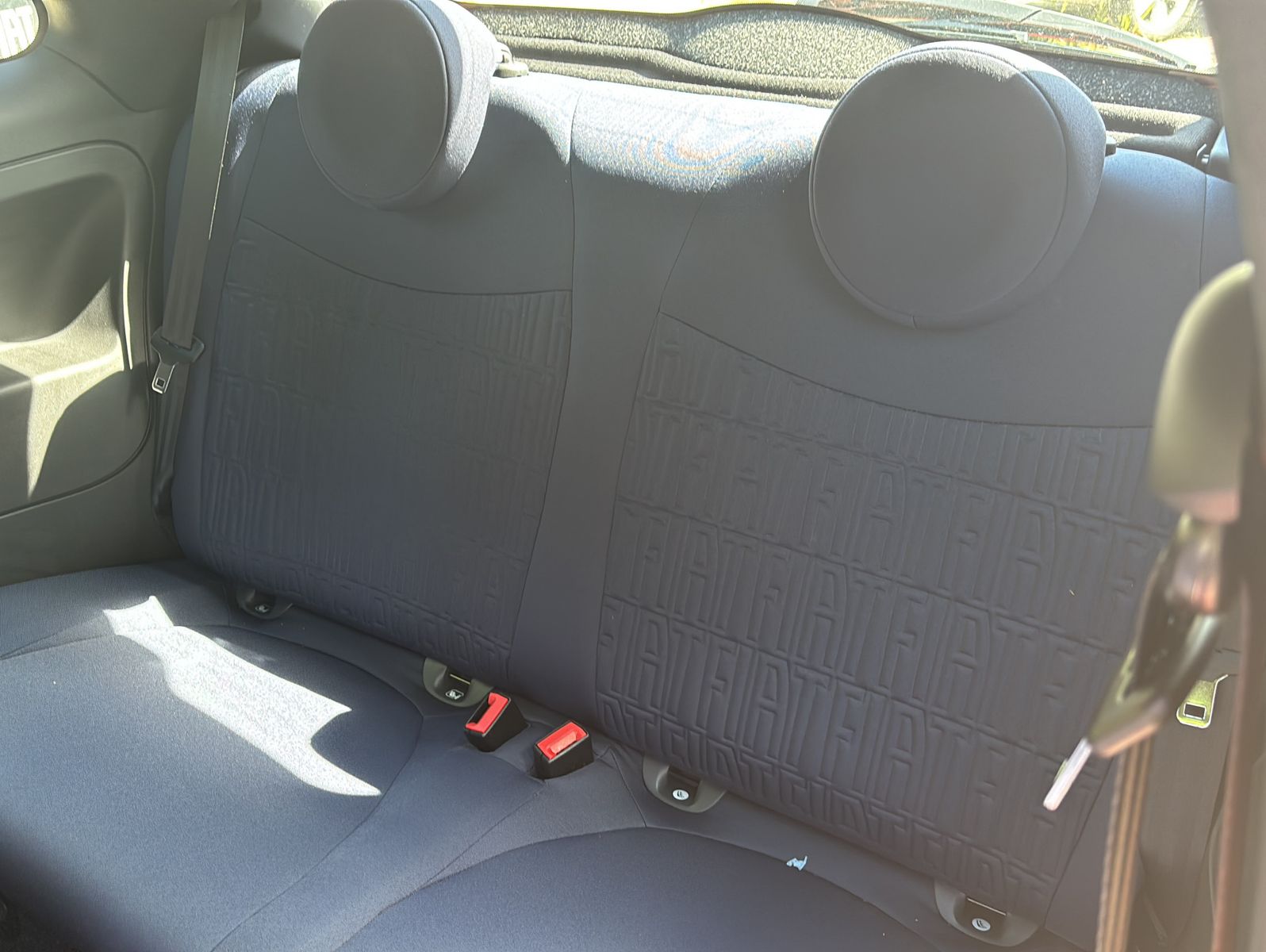 Fahrzeugabbildung Fiat 500 1.0 Hybrid Club