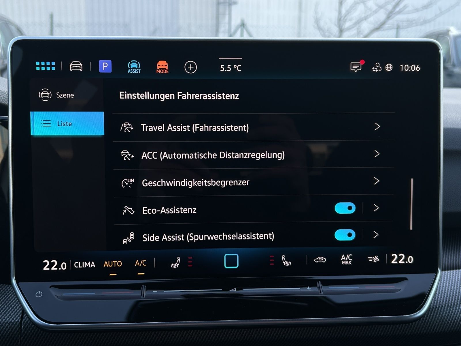 Fahrzeugabbildung Volkswagen Golf VIII Variant R-Line eTSI DSG LED+ ACC AHK S