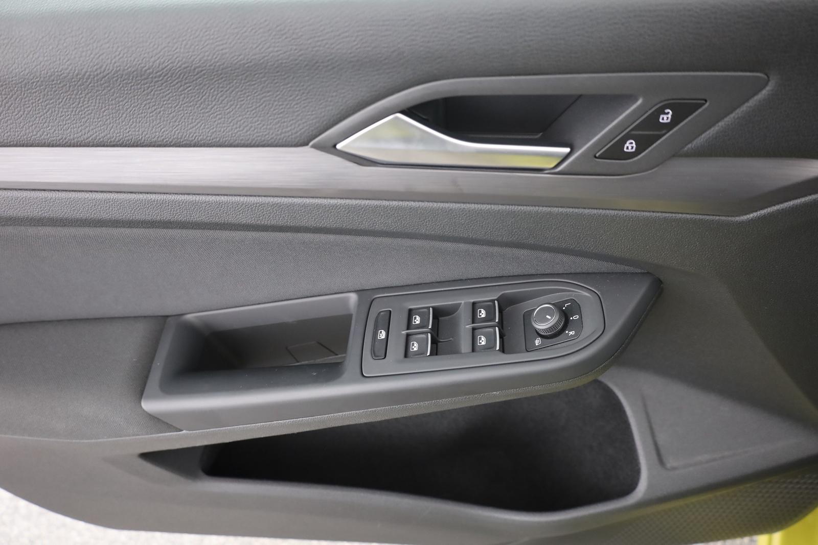 Volkswagen Golf VIII 1.5 TSI Style LED Navi ACC Panorama, миниатюра 21