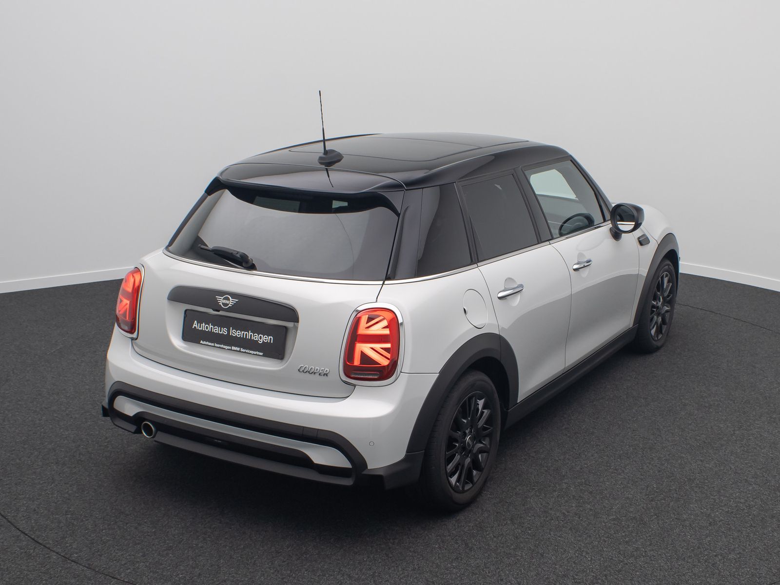 Fahrzeugabbildung MINI COOPER Panorama Kamera HUD H/K DAB Komfort Voll