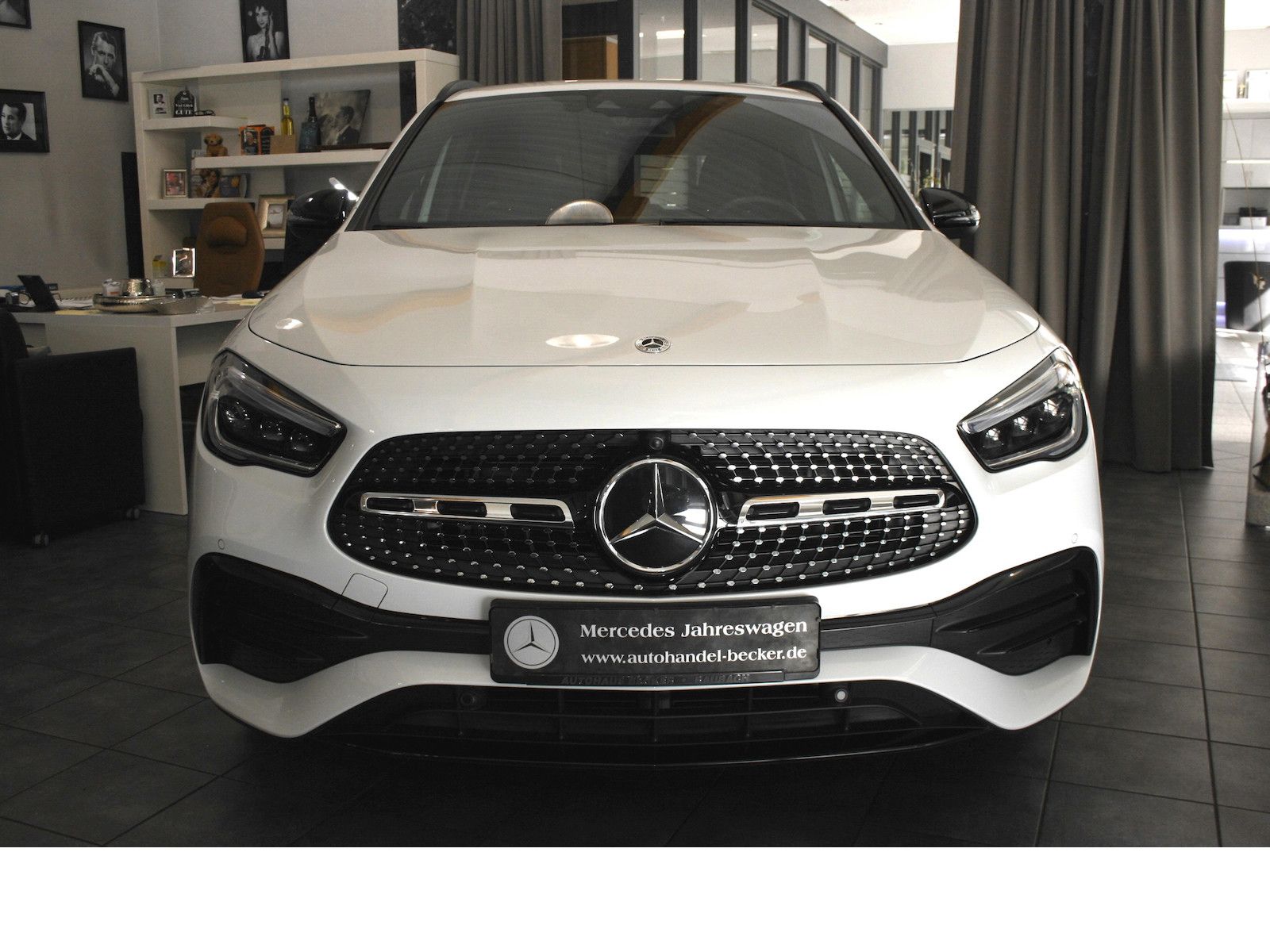 Fahrzeugabbildung Mercedes-Benz GLA 220 d AMG *Night*MBUX*AHK*Multibeam*20 Zoll