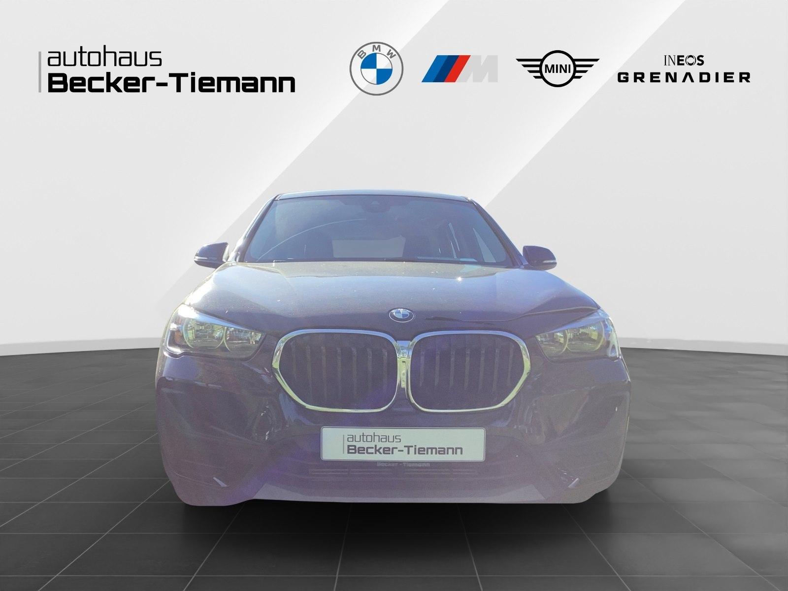 BMW X1 sDrive18i Advantage,Panoramadach,Navigation,P