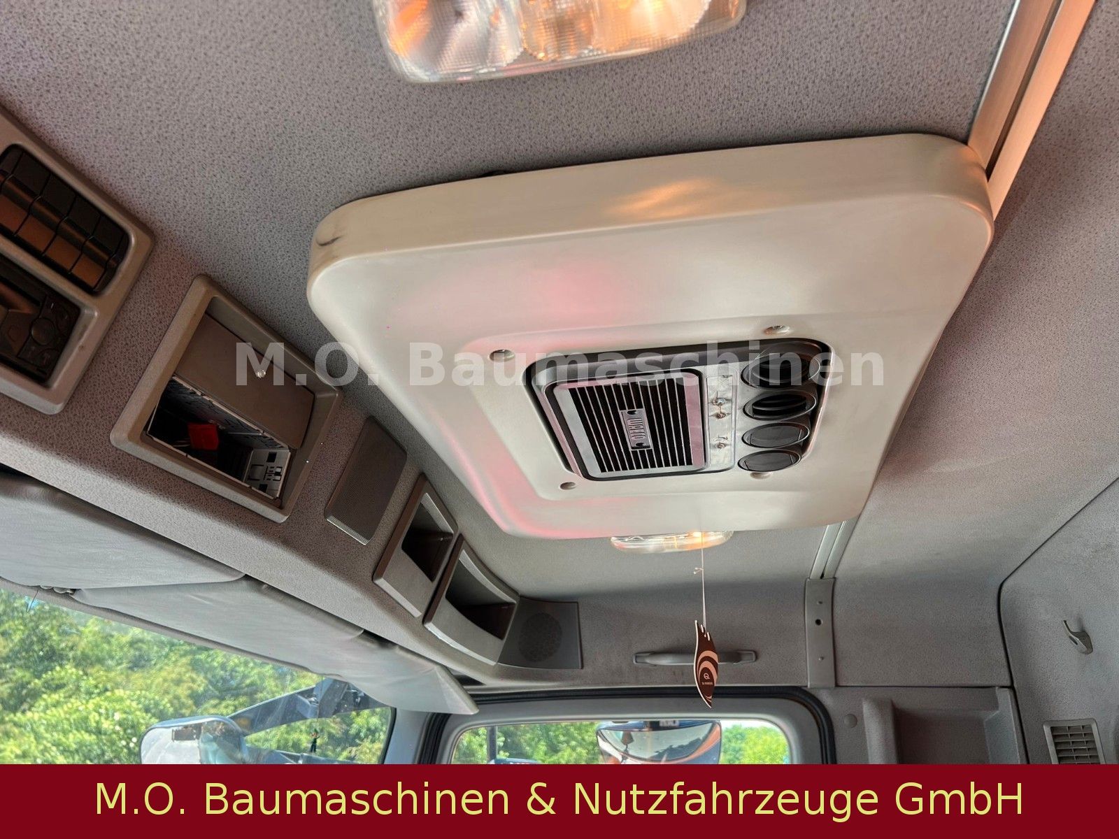Fahrzeugabbildung Mercedes-Benz Actros 2636/Euro 5/6x4/12,6 m³ Leistikow / Uraca